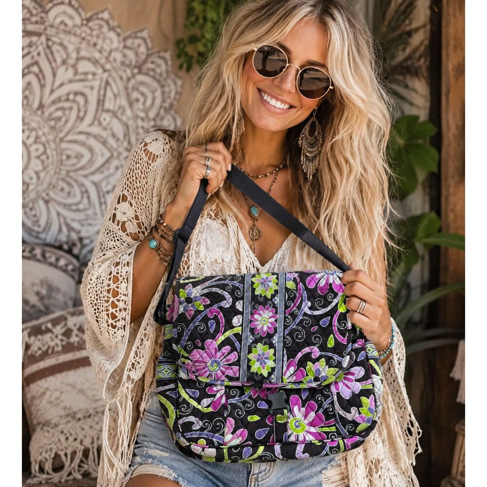 Vera Bradley Floral Quilted Messenger Laptop Bag Shoulder Crossbody 12x15 Fabric